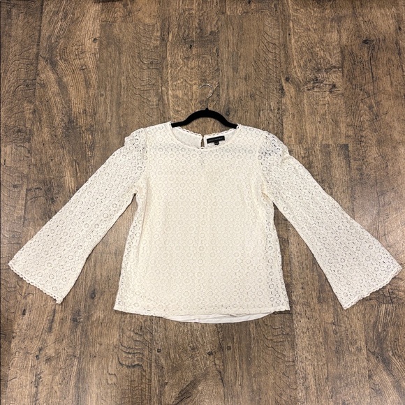Banana Republic Ivory Lace Blouse - Picture 2 of 8